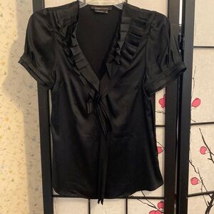 Beautiful bcbg top only wore 1-2 times